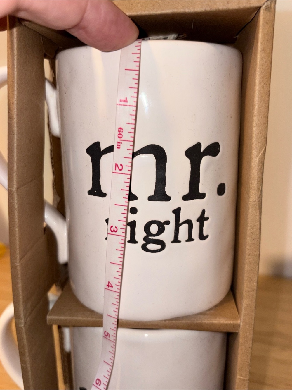 Gift Set Mr. Right & Mrs. Always Right White Ceramic Mug Set Wedding Engagement - Picture 6 of 6